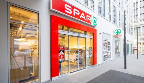 Spar Filiale Adolf Schärf Platz, am 30.08.2023 | (c) Johannes Brunnbauer