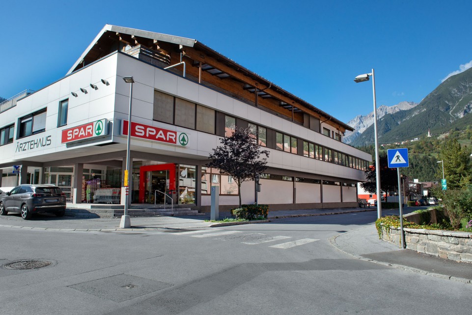 Fassade-Landeck-Öd