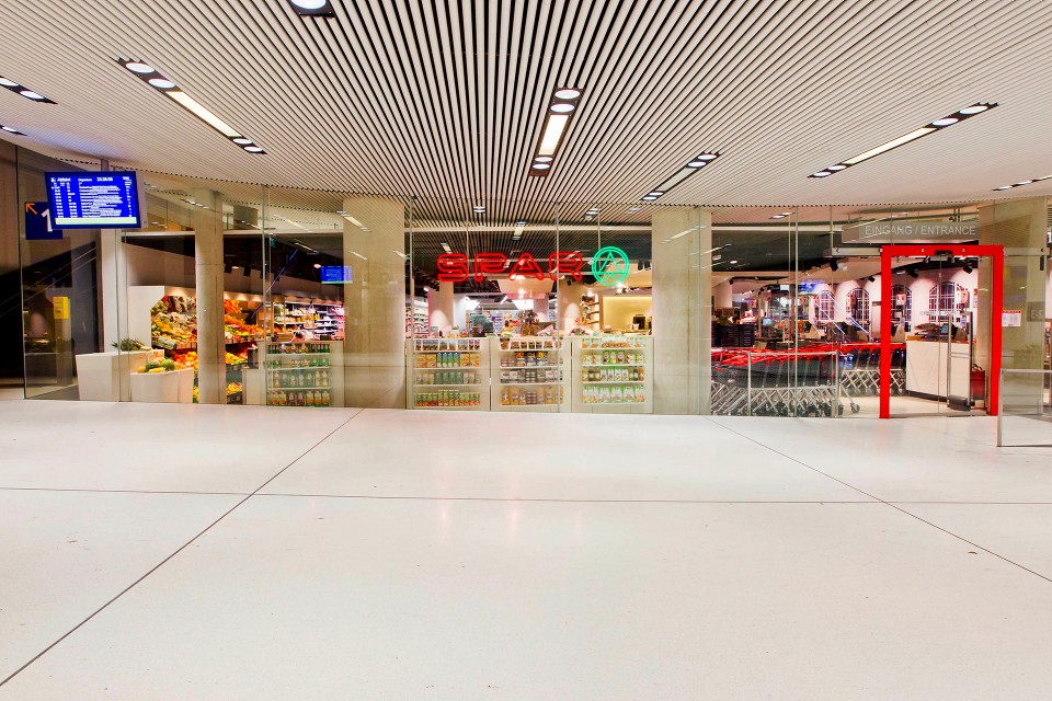 Außenaufnahmen des "NEUEN" Spar am Bahnhof Salzburg Foto: Andreas Kolarik/Leo 02.07.2012