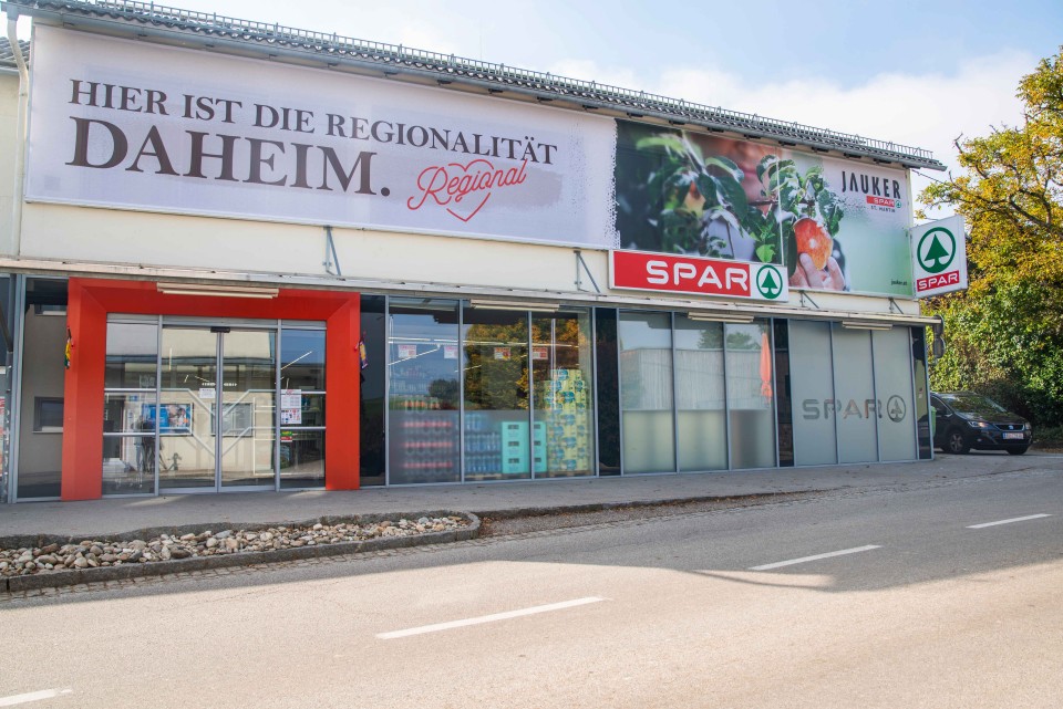 SM EH Jauker