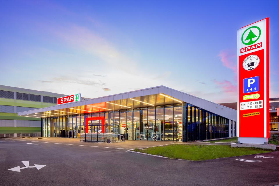 Außenaufnahme Spar Supermarkt Hennersdorf