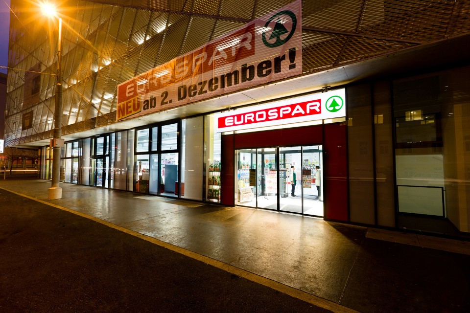 EUROSPAR Eröffnung in der Donaufelderstraße am 01.12.2011 | (c) Johannes Brunnbauer/Lerch 2011