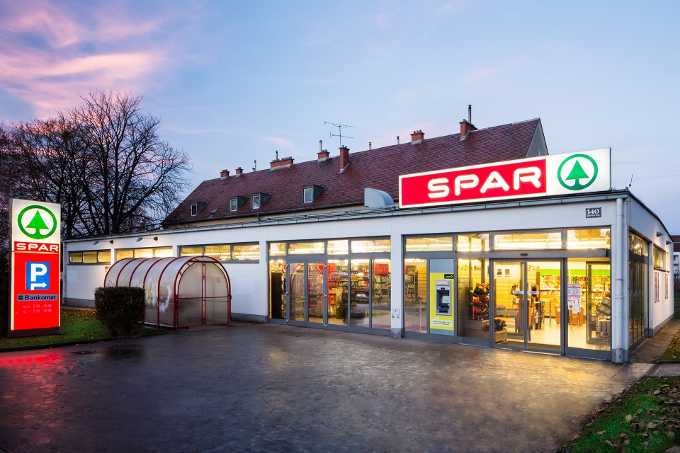 SPAR Filale Laxenburgerstraße, am 21.11.2016 | (c) Johannes Brunnbauer