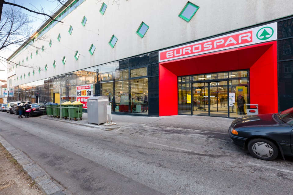 EUROSPAR Favoritenstraße, Marktaufnahmen und "Licht ins Dunkel" Portraits | (c) Johannes Brunnbauer 2011