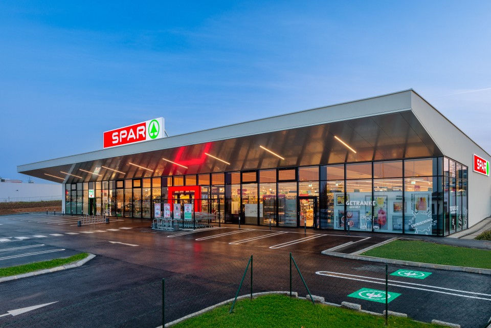 Außenaufnahme Spar Supermarkt Zwettl
