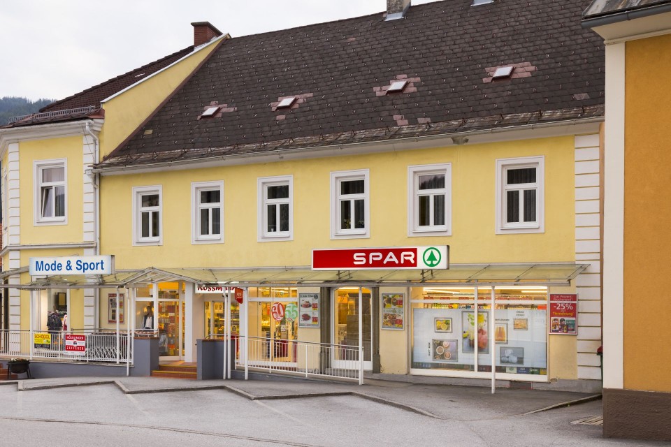 SPAR Supermarkt Rossmann in Turnau