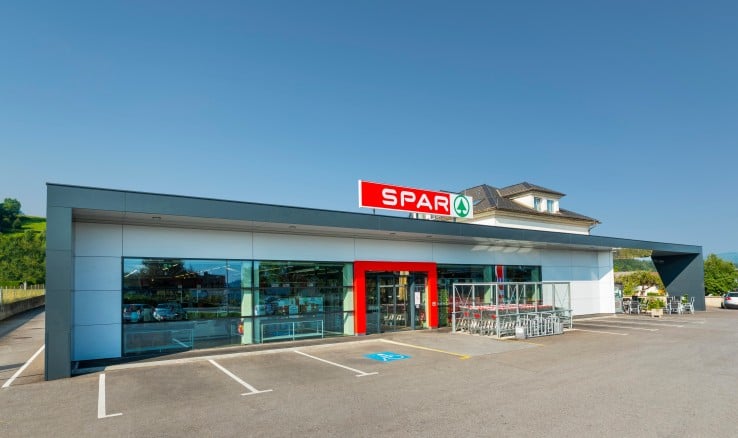Vorderseite SPAR-Supermarkt St. Jakob im Rosental