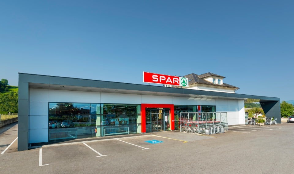 Vorderseite SPAR-Supermarkt St. Jakob im Rosental