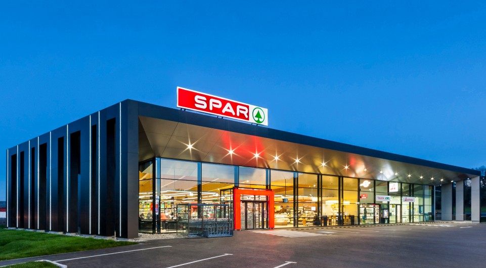 Architekturfoto SPAR-Supermarkt Maria Saal