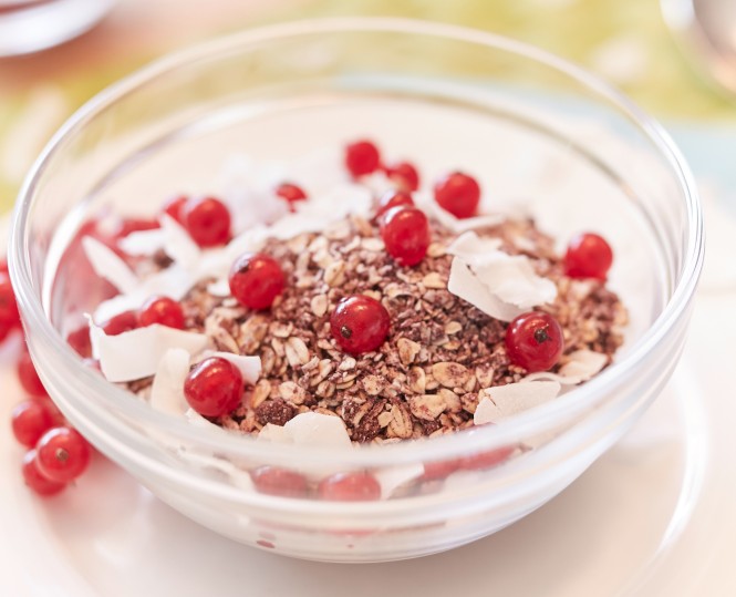 Müsli mit Ribiseltopping