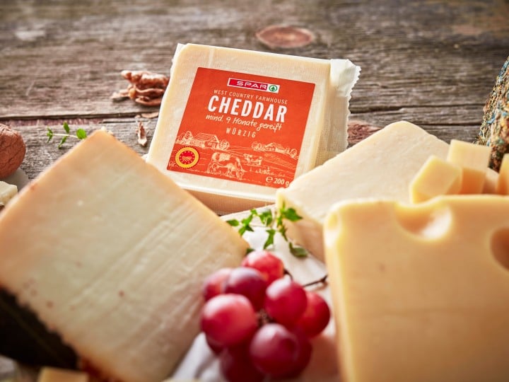 Hartkäse Cheddar