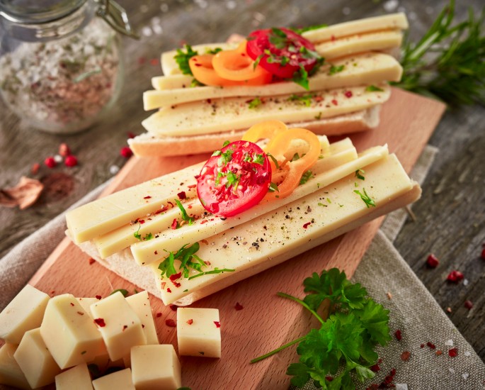 Schnittkäse auf Brot