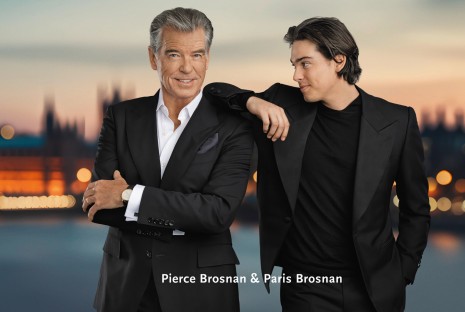Pierce and Paris Brosnan vor dem abendlichen London