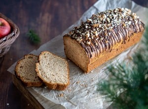 Apfelkuchen mit Schokoglasur