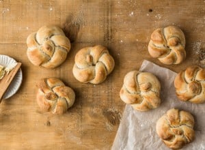 Knopfsemmel selber backen