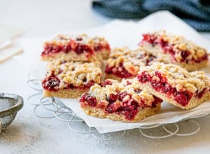 SPAR Mahlzeit Ribiselstreuselkuchen