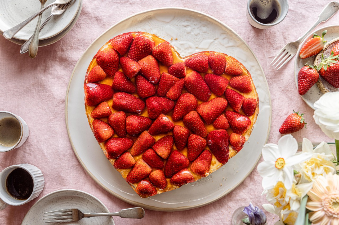 Muttertagsherz mit Erdbeeren » Rezept | SPAR Mahlzeit!