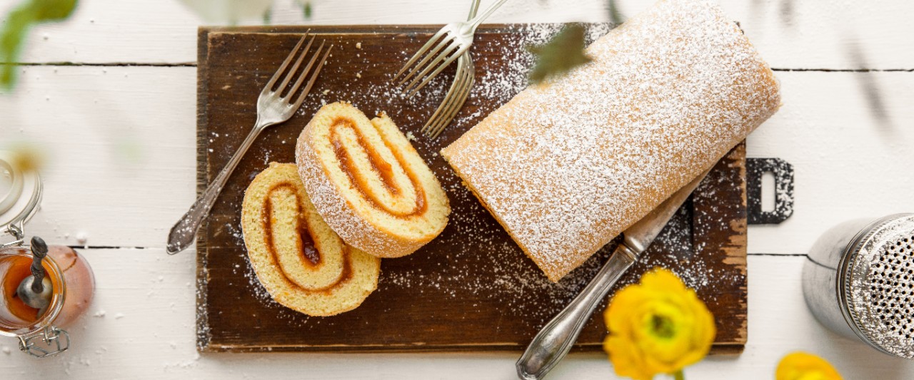 Biskuitroulade » Rezept mit Marmelade | SPAR Mahlzeit!
