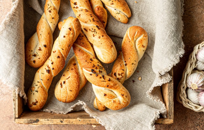 SPAR Mahlzeit Knoblauchstangerl