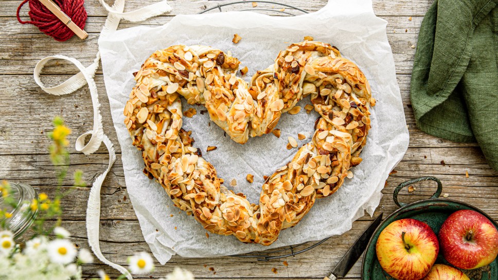 Bratapfel, Blätterteig,Herz