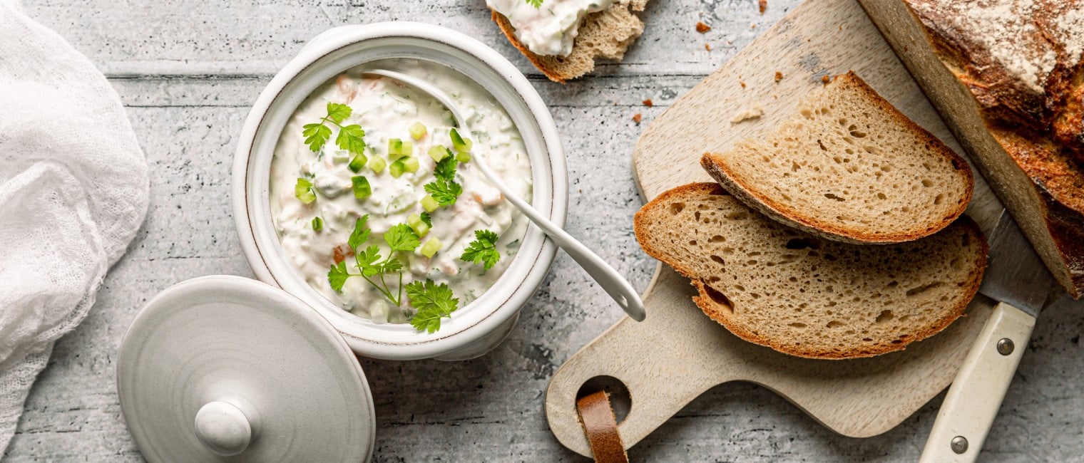 SPAR Mahlzeit Lachsaufstrich mit Topfen und Gurke