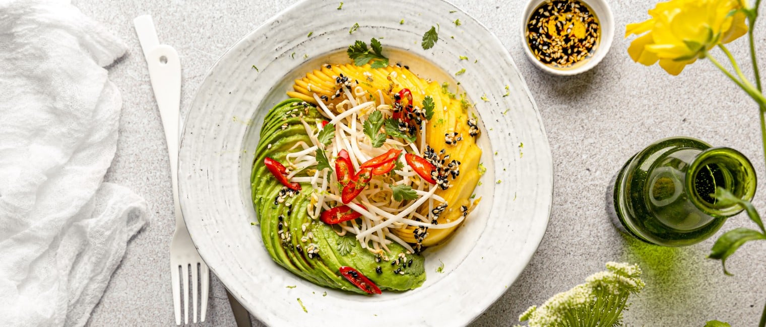 SPAR Mahlzeit Pikanter Avocado-Mango-Salat