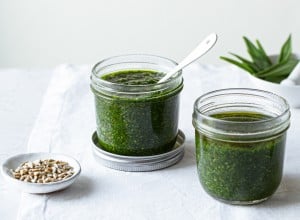 Veganes Bärlauchpesto