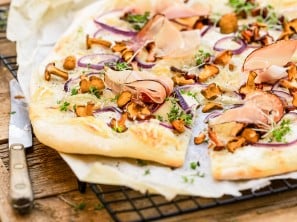 SPAR Mahlzeit Alpen-Flammkuchen mit Eierschwammerl