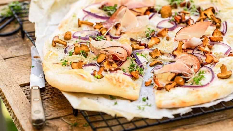 SPAR Mahlzeit Alpen-Flammkuchen mit Eierschwammerl