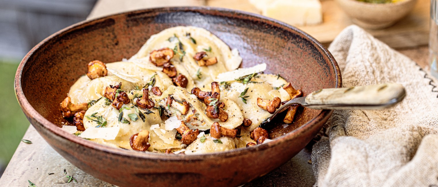 SPAR Mahlzeit Ravioli mit Eierschwammerlfüllung in Thymianbutter