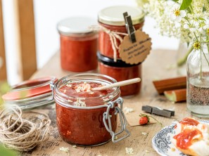 Marmelade, Holunder, Rhabarber,  Erdbeeren, Nadja Hudovernik