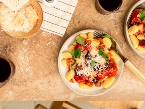SPAR Mahlzeit Kleine Gnocchi mit geschmolzenen Kirschtomaten