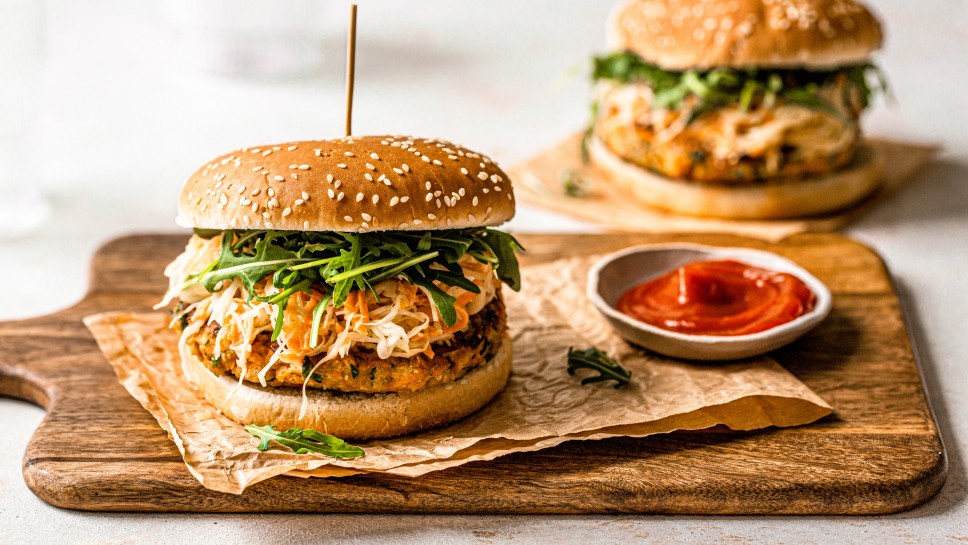 SPAR Mahlzeit Vegetarischer Karottenburger