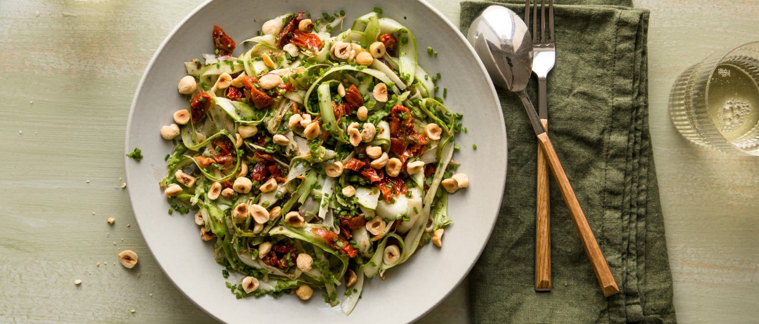 SPAR Mahlzeit Lauwarmer Spargelsalat mit Schnittlauchvinaigrette