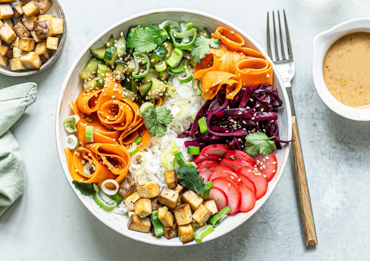 Salat Bowl Rezept » vegan genießen SPAR Mahlzeit!