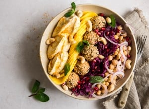 SPAR Mahlzeit Orientalische Falafel Bowl