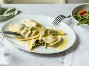 SPAR Mahlzeit Ravioli mit Mangold-Schafskäsefüllung