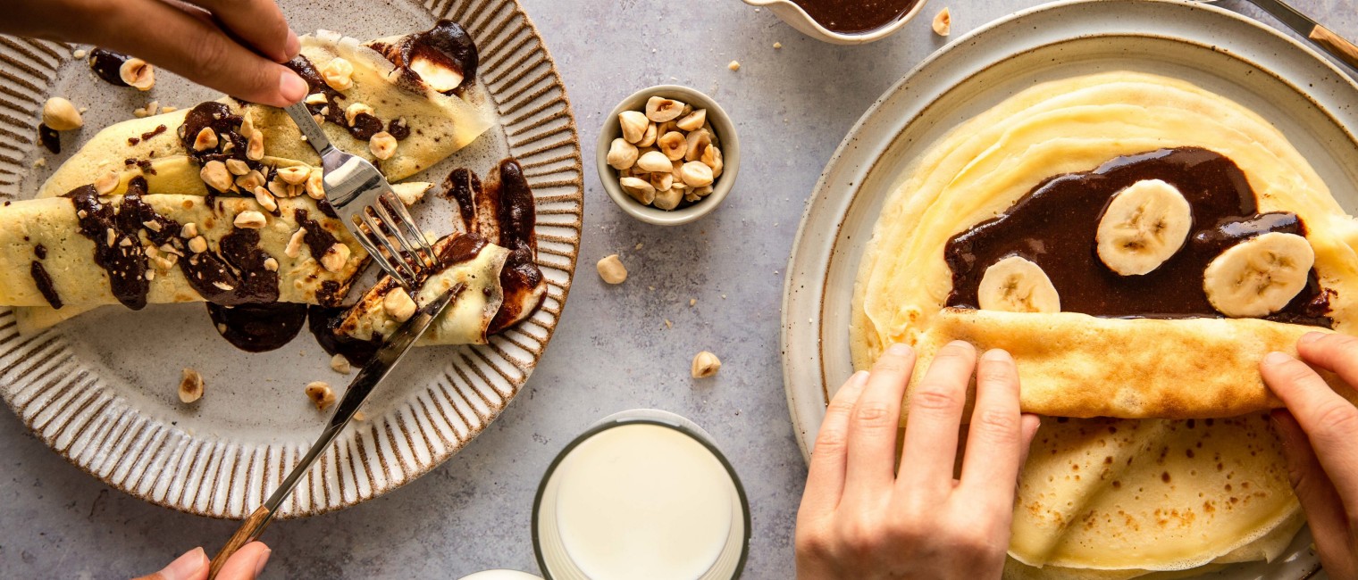 Palatschinken mit selbstgemachter Nuss-Nougatcreme