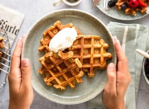 SPAR Mahlzeit Süßkartoffelwaffeln mit marinierten Beeren