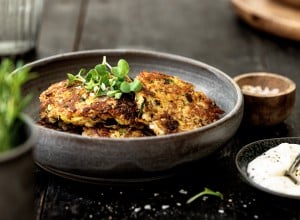Zucchinilaibchen mit Haferflocken
