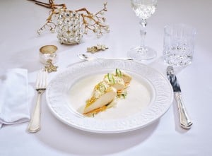 Maispoularde auf Champagnergemüse