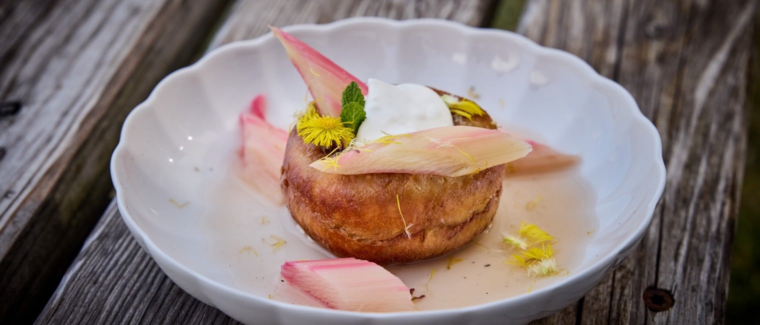 Savarin Rhabarber | Huflattich | Rum