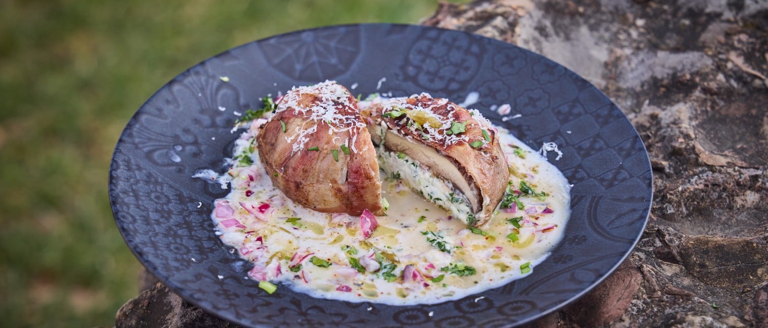 BBQ Portobello Raviolo mit Bärlauch-Topfenfüllung