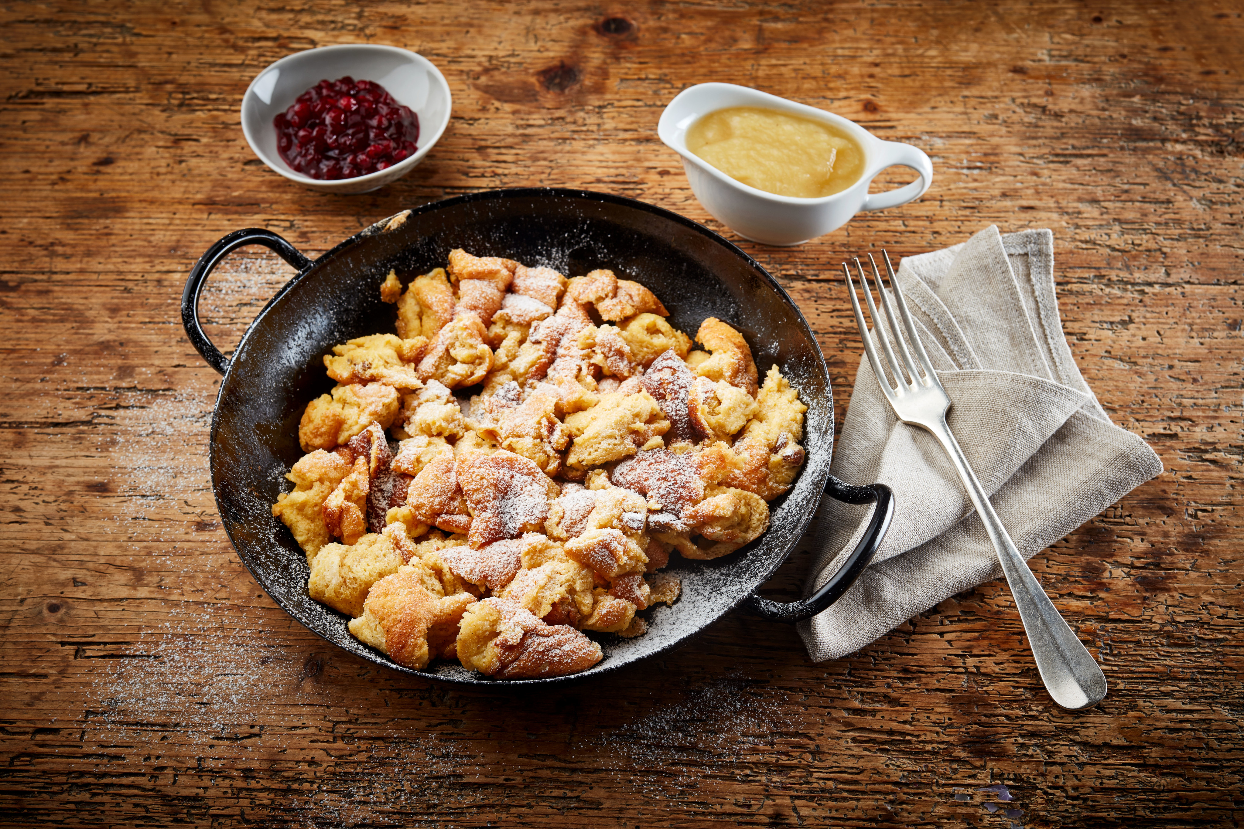 Kaiserschmarren mit Apfelmus » Rezept | SPAR Mahlzeit!