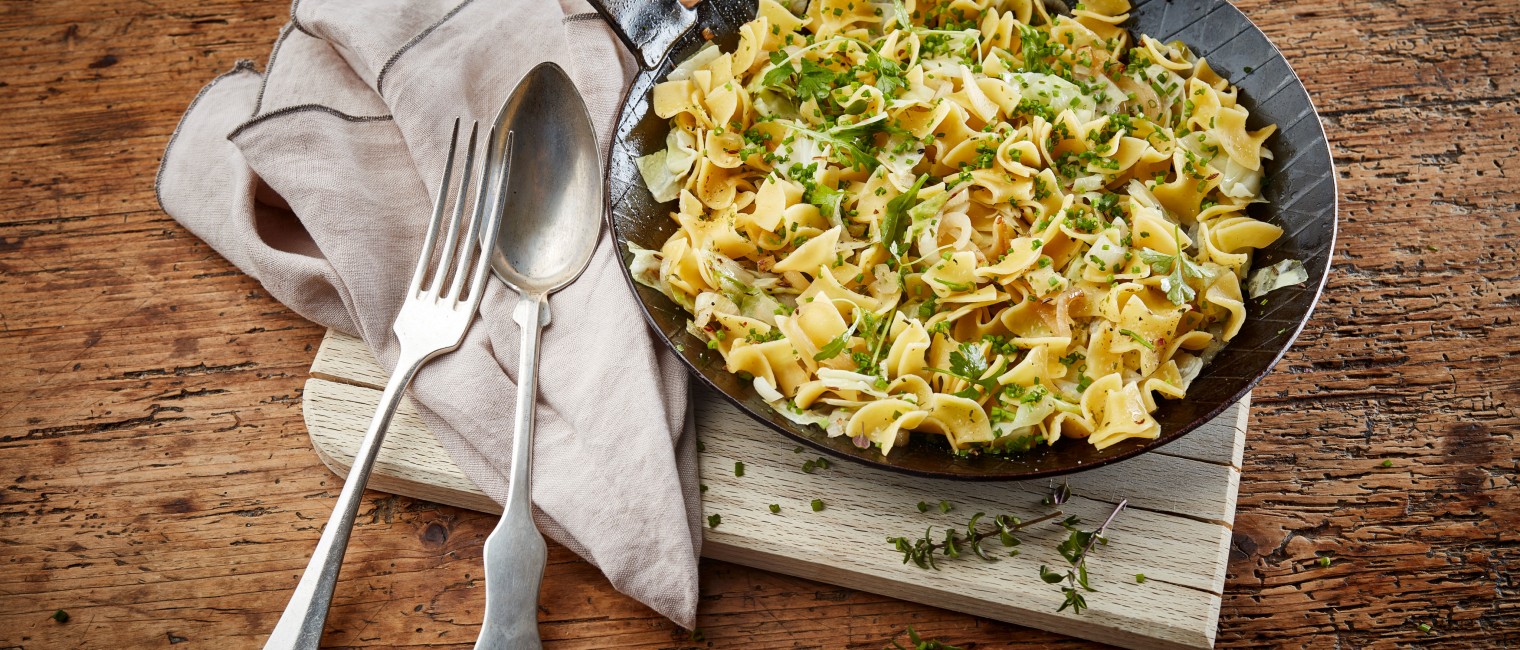 SPAR Mahlzeit Krautfleckerl mit Vorarlberger Bergkäse