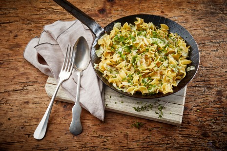 SPAR Mahlzeit Krautfleckerl mit Vorarlberger Bergkäse