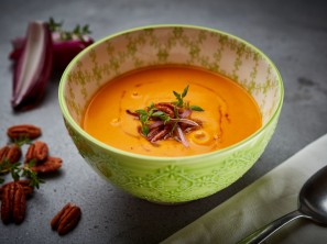 SPAR Mahlzeit Karotten-Süßkartoffel-Suppe mit Masala