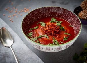 SPAR Mahlzeit Rote Linsensuppe mit Koriander und Kefir