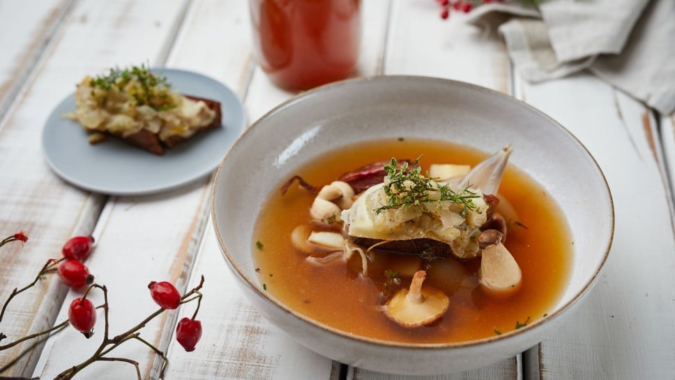 SPAR Mahlzeit Zwiebelsuppe mit Vorarlberger Bergkäse