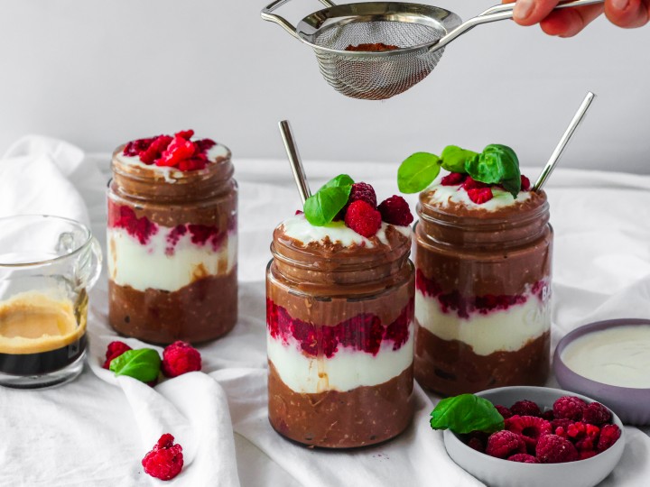 Schokoladen-Himbeer Overnight Oats